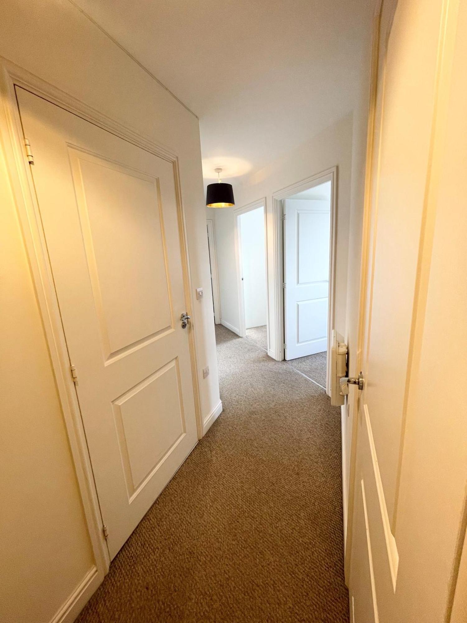 Blue Sky Apartments @Wallis Square, Farnborough Farnborough  Extérieur photo