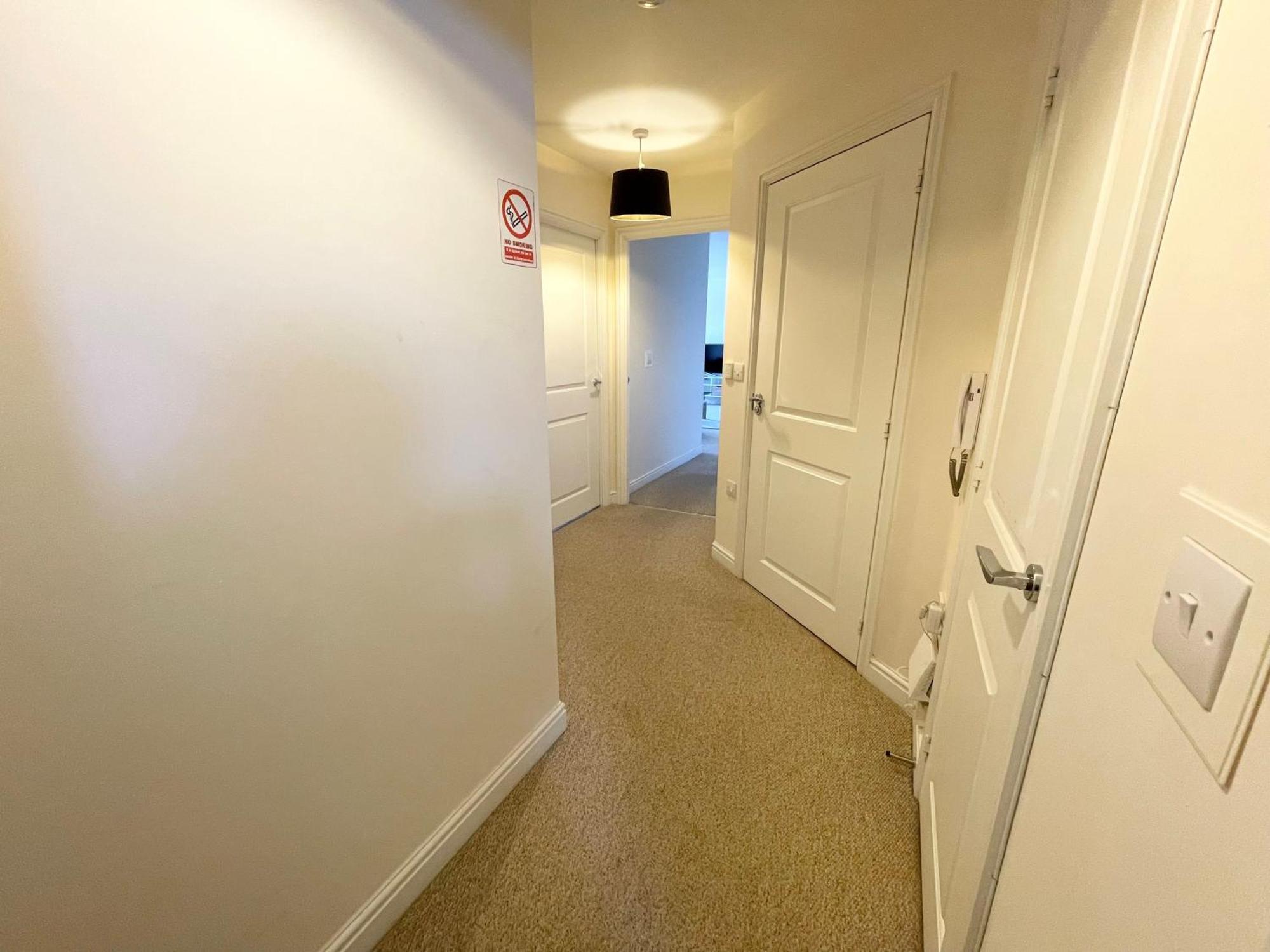 Blue Sky Apartments @Wallis Square, Farnborough Farnborough  Extérieur photo